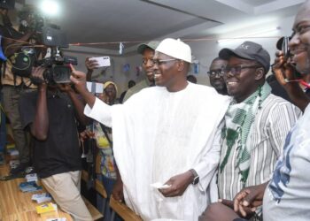 Khalifa Sall après son vote : « Ce n’est pas la peine de se disputer…les Sénégalais sauront faire le bon choix »