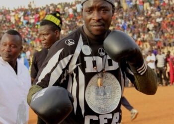 LUTTE AVEC FRAPPE : Albourakh Events « ferre » Siteu