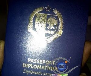 Urgent : Les passeports diplomatiques des anciens ministres suspendus