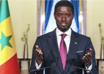 Sénégal : La CEDEAO désigne le président sénégalais facilitateur pour discuter avec l’AES