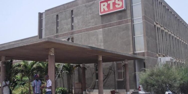 RTS / GESTION DE PAPE ALE NIANG : Les travailleurs sur le pied de guerre