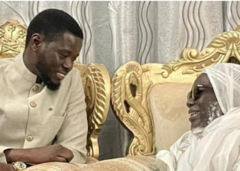 DIOMAYE EN TÊTE-A-TÊTE AVEC SERIGNE MOUNTAKHA MBACKE : Le Khalife prie pour la réussite de la mission du Chef de l’Etat
