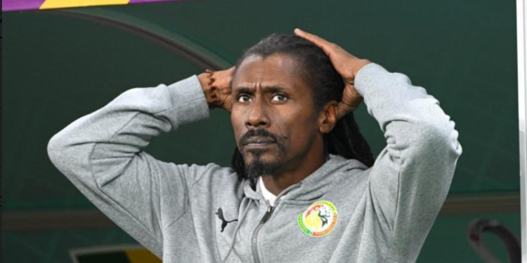 EQUIPE NATIONALE DU SENEGAL : La tutelle éjecte Aliou Cissé, la Fédération annonce un staff intérimaire ! 