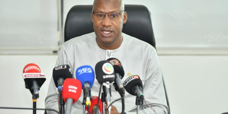 BAMBOULA AU MINISTÈRE DE LA SANTÉ : 1 080 agents en situation irrégulière dont 399 salariés payés à ne rien faire