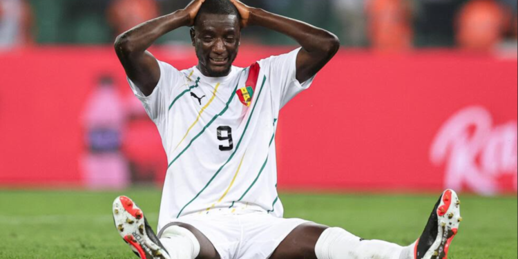 CAN 2025 / UN COMMENTATEUR GUINÉEN ACCUSE : « La combine de la CAF élimine la Guinée »