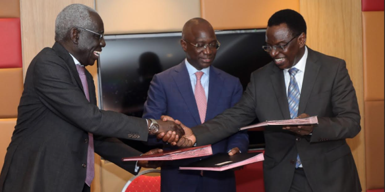 POUR LA CONSTRUCTION D’INFRASTRUCTURES DE STOCKAGE : Signature de convention entre le Gouvernement et la CNES 