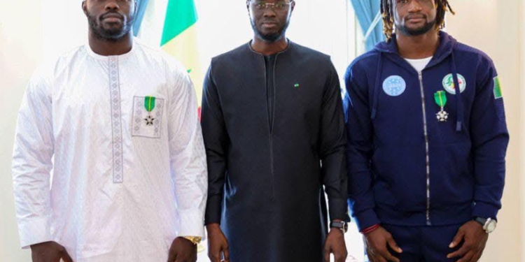 DÉCORATIONS : Reug Reug et Mouhamed Tafsir Ba élevés au rang de chevalier national de l’ordre du Mérite