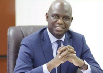 LA CIRCULAIRE DU PREMIER MINISTRE ADRESSÉS AUX MINISTRES ET SECRÉTAIRES D’ETAT : Mansour Faye déchire la circulaire et explique 