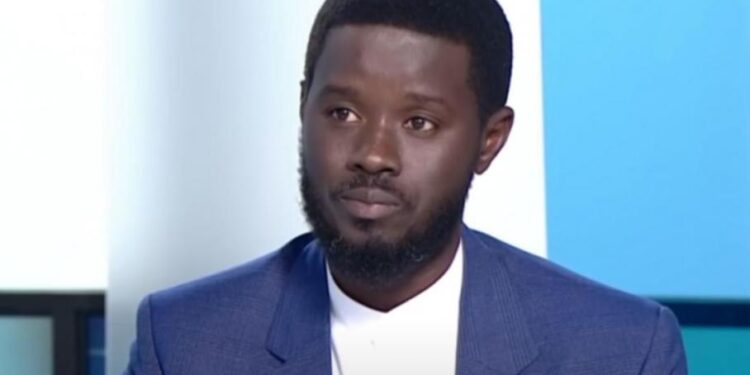 Non Monsieur Le Président, la Senelec n’est pas un fardeau pour le Pays (Par Haby Dieng FALL)