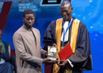 EDUCATION – GRAND PRIX DU CHEF DE L’ÉTAT POUR L’ENSEIGNANT : Bara Mbengue, lauréat de l’édition 2025