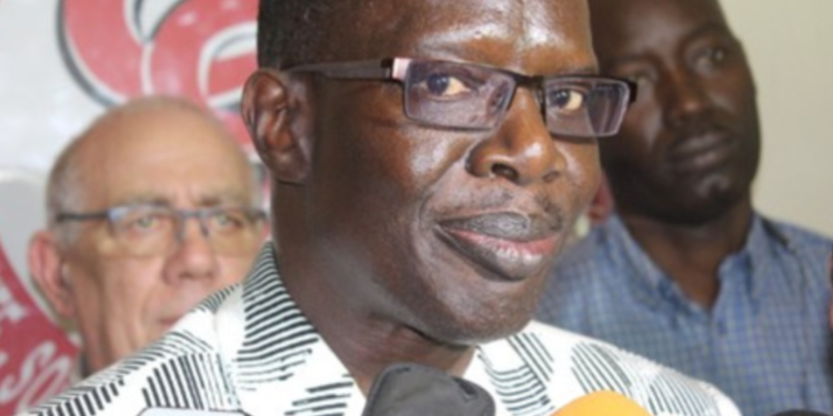 ELIMANE DIOUF SG CONFÉDÉRATION DES SYNDICATS AUTONOMES DU SÉNÉGAL SUR UNE ÉVENTUELLE CRISE SOCIALE : « Tout dépendra du gouvernement »