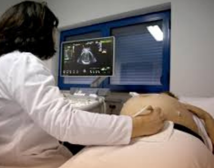 IMPACTE DE L’AIDE AMÉRICAINE SUR L’ÉLIMINATION DE LA MORTALITÉ MATERNELLE : Les progrès fragilisés