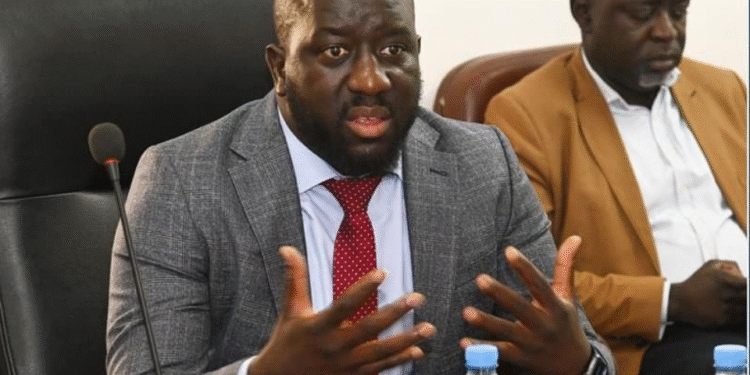 RECOURS CONTRE L’ARRÊTÉ DE CESSATION DE PARUTION : Le ministre de la Communication en sursis