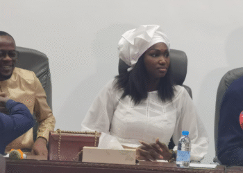 FRONT POUR LA DÉFENSE DE LA DÉMOCRATIE ET DE LA RÉPUBLIQUE : Anta Babacar Ngom claque la porte