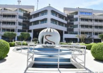 FAIBLES RESSOURCES FINANCIÈRES, TRANSFERTS DE COMPÉTENCES NON ACCOMPAGNÉS DE MOYENS, MAUVAISE PLANIFICATION ET GESTION BUDGÉTAIRE… : Quand le transfert de compétence porte préjudice au financement de la santé local  