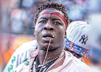 cité Mixta : Le lutteur Pokola BALDÉ chute du 3e étage d’un immeuble et…