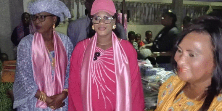 KEUR MBAYE FALL : Le réseau national femmes engagées de Kédougou offre 500 kits scolaires aux élèves 