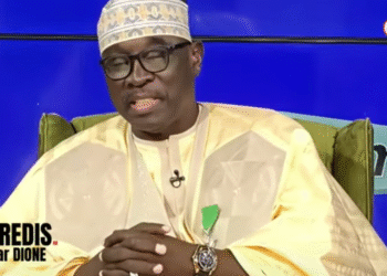 Babacar Dione rend un vibrant hommage Abdou Aziz Mbaye et à Dial Mbaye😢