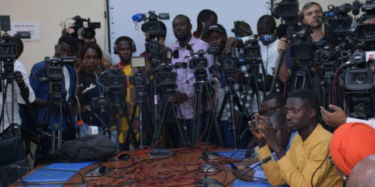 POUR LA DÉFENSE DE LA LIBERTÉ DE LA PRESSE : Les organisations professionnelles des médias unissent leurs forces