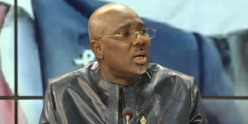 AFFAIRE DES TÉLÉPHONES DE FARBA NGOM : 2e retour de parquet pour l&rsquo;agent pénitentiaire arrêté