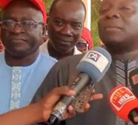 SIGNATURE DU DÉCRET RELATIF AU CLASSEMENT DES TECHNICIENS SUPERIEURS : And Gueusseum reconnaissant !