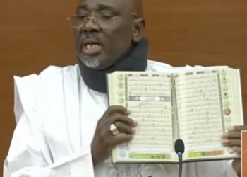 SON IMMUNITÉ PARLEMENTAIRE LEVÉE : Farba assume ses téléphones et jure la main sur le Coran…