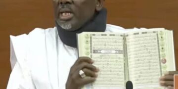 SON IMMUNITÉ PARLEMENTAIRE LEVÉE : Farba assume ses téléphones et jure la main sur le Coran…