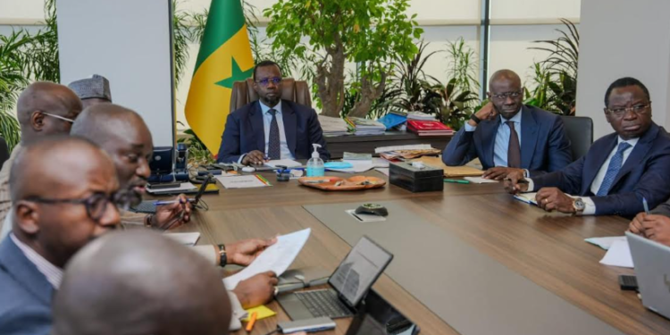 GUERRE DANS LES PAYS DU GOLF / RISQUE DE HAUSSE DES PRIX DU PÉTROLE…:Le gouvernement du Sénégal prend les devants !