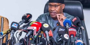 SANTÉ / SERVIETTES HYGIÉNIQUES ET COUCHES POUR BÉBÉS : Le ministre blanchit Softcare et expose les inspecteurs de l’ARP