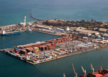 GAZ À EFFET DE SERRE (GES) DANS LES PORTS SELON LA BANQUE MONDIALE : « Entre 70 et 100% des émissions proviennent des navires entrants et sortants »     