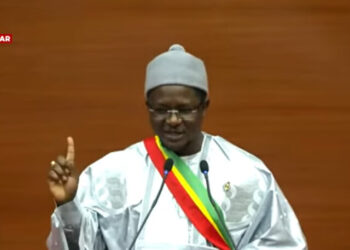 Dernière minute :  Cheikh Bara Ndiaye arrêté à l’Assemblée nationale par la Section de Recherches