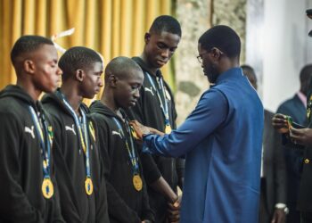 BASSIROU DIOMAYE FAYE GÂTE LES CHAMPIONS D’AFRIQUE U15 ET U17 : 311,4 millions de Fcfa, couverture maladie… 