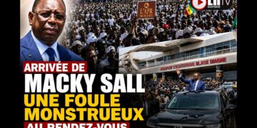 🔴 EN DIRECT : Arrivée de Macky SALL une foule monstrueuse au rendez-vous