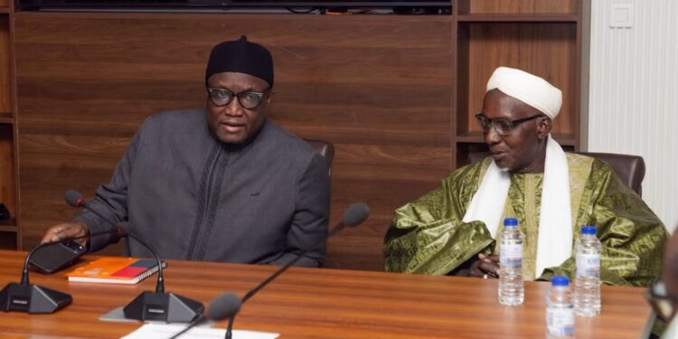 PRÉPARATIFS DU GAMOU 2026 : Le ministre de l’Intérieur à l’écoute des familles Ndiéguène et de Mpal