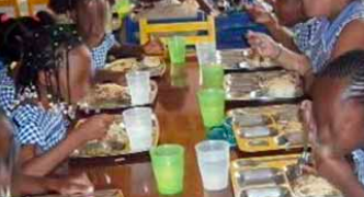 ALIMENTS À L’ÉCOLE : Le risque est aussi dans le cartable