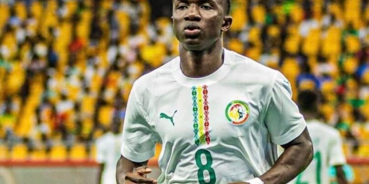 LAMINE CAMARA, MILIEU DE TERRAIN SENEGALAIS : « Je suis venu en étant 100 % concentré et j’espère être en forme à 100 % le jour du match »