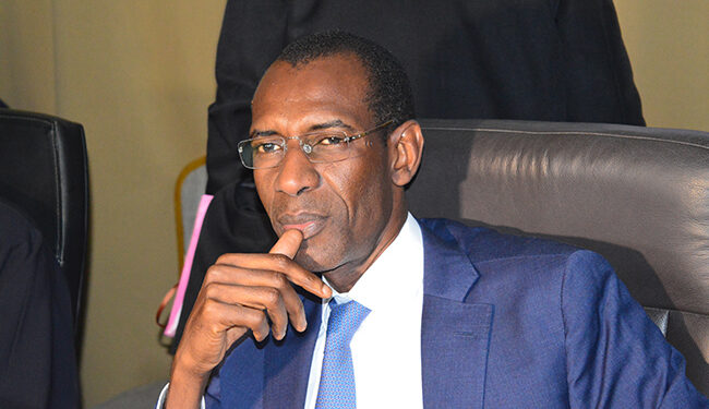 COMMISSION D’ENQUÊTE PARLEMENTAIRE / CONVOQUÉ VIA WHATSAPP : Abdoulaye Daouda Diallo renvoie le président aux règles de « courtoisie institutionnelle »