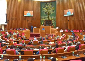 LFR 2026 : Le gouvernement obtient le renvoi du texte en commission, le vote ajourné